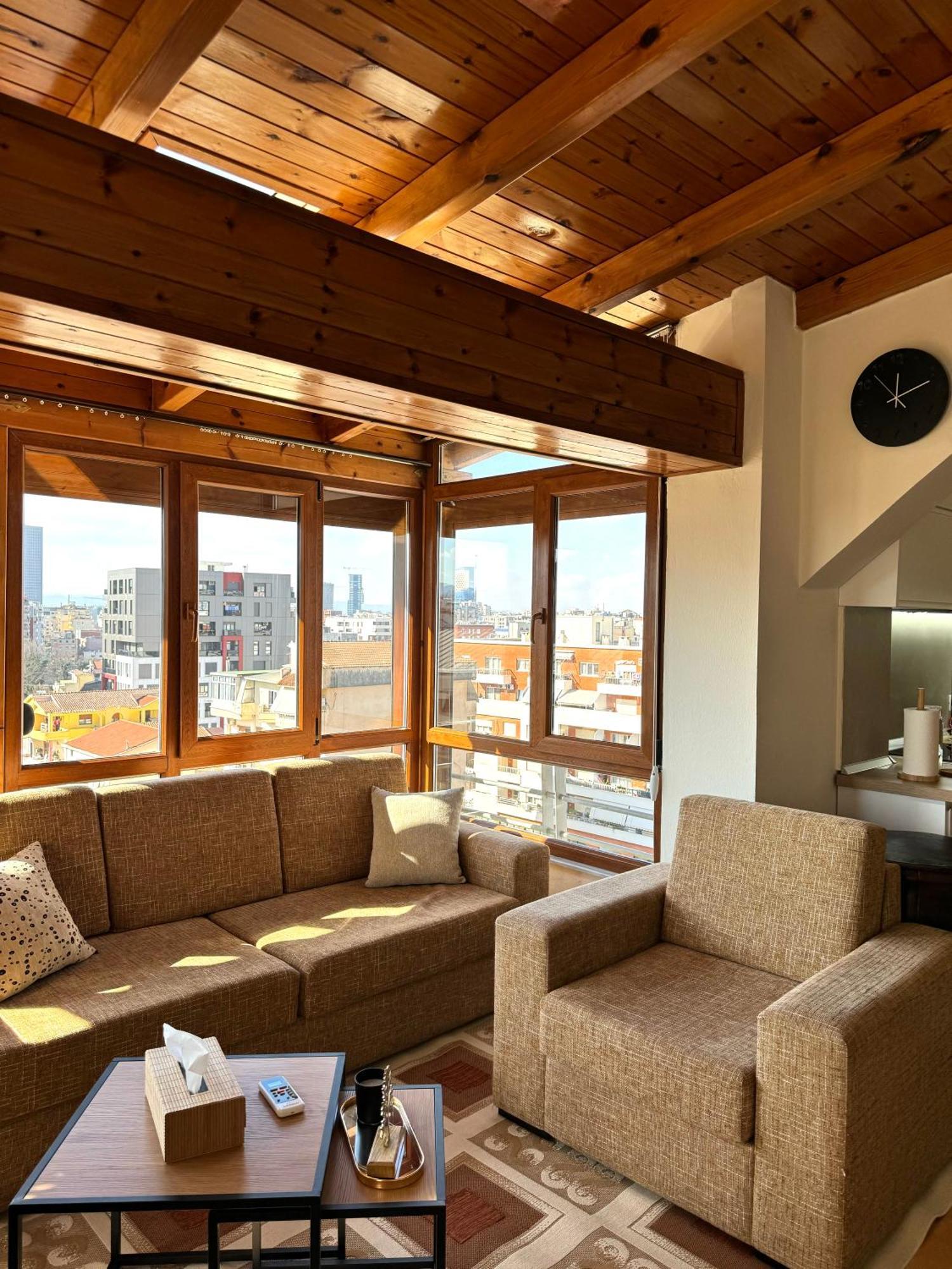 Skyview Oasis Premium Apartment Tirana Exterior photo